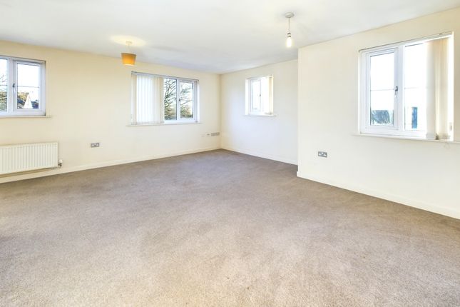 11, Woodlands Hall, Wigan photo 3