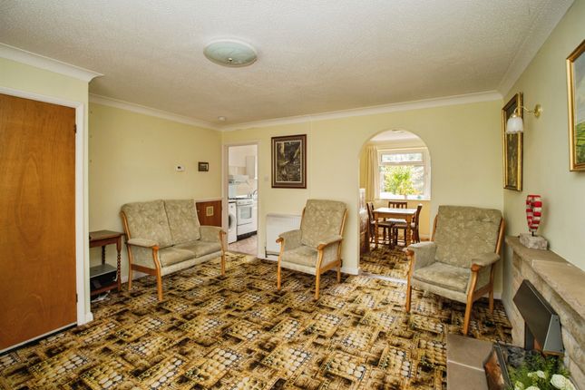34, Fosse Green, Dorchester photo 3