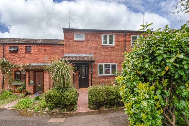 Thumbnail Terraced house for sale in Lightoak Close, Redditch, Worcestershire