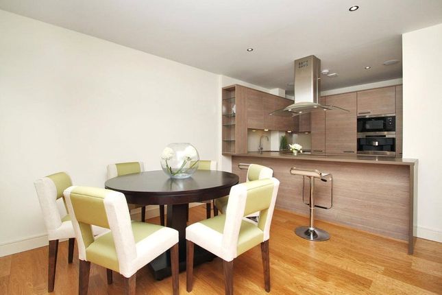 Flat for sale in Banyan House, Imperial Wharf