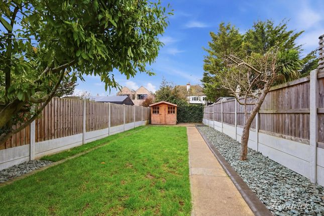 107, Tankerville Drive, Leigh-on-sea photo 2