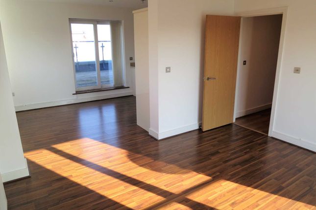 Flat to rent in Sutton Road, St Helens