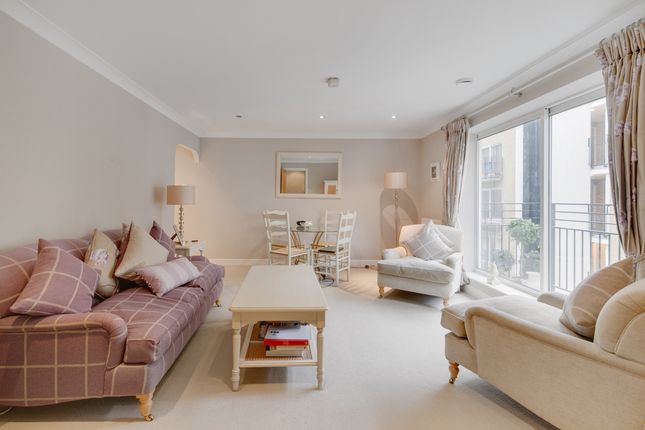 Flat for sale in Globe View, 10 High Timber Street, London