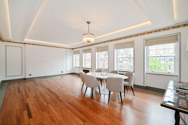 Thumbnail Flat to rent in Upper Brook Street, Mayfair