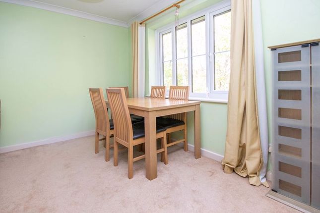 18 Village Mews,, Vicarage Road, Southampton photo 3