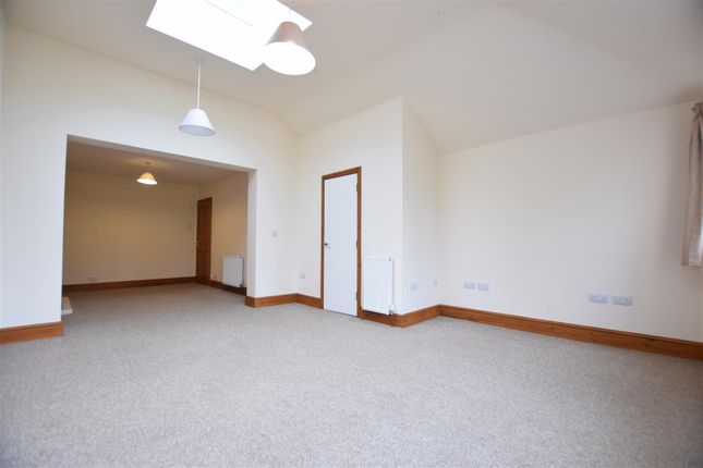 26, Hillcrest Avenue, Scarborough photo 4