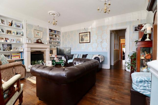 8, Sandwich Road, Dover photo 4