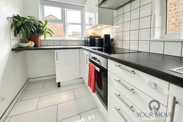 27, Satis Avenue, Kent photo 4