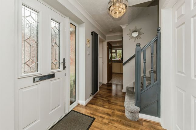 1, Farriers Way, Winsford photo 2
