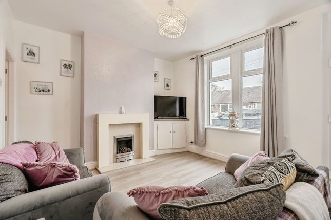 424, Brunshaw Road, Lancashire photo 2