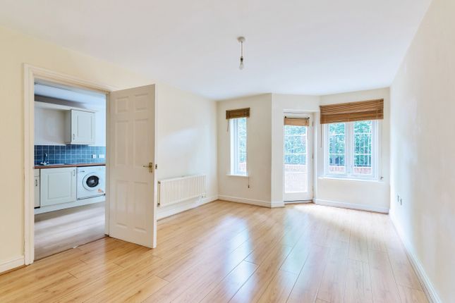 5, Madeira Court, Hull photo 2