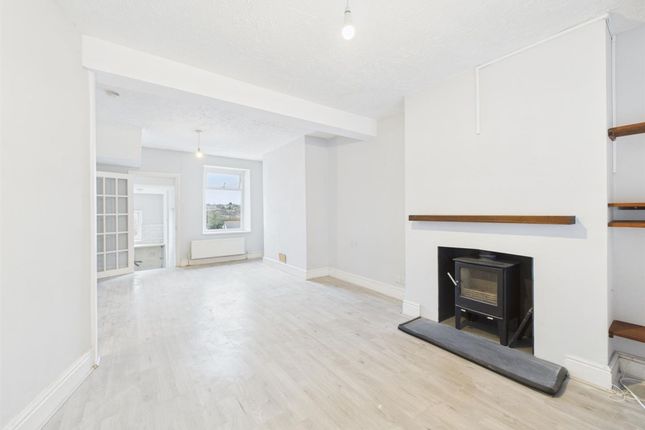11 St. Peters Road, Milford Haven photo 2