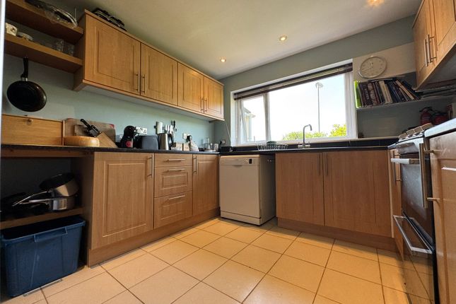 28, Felindre, Machynlleth photo 3