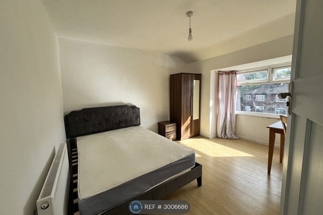 Berwyn Avenue, Cheadle Hulme, Cheadle photo 3