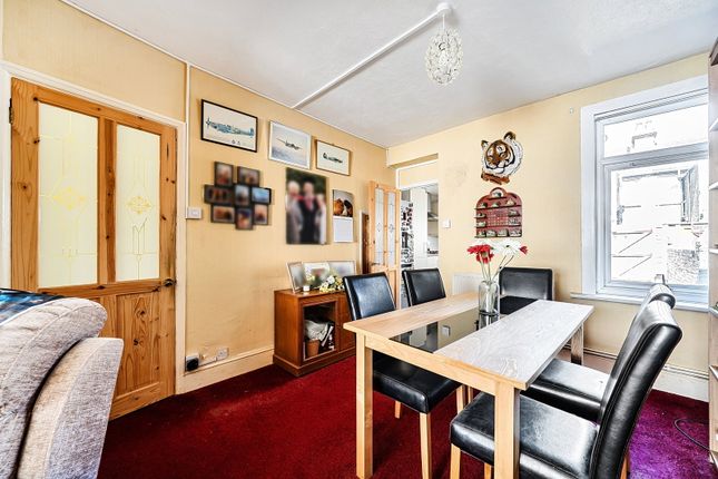 14, Marden Avenue, Ramsgate photo 4