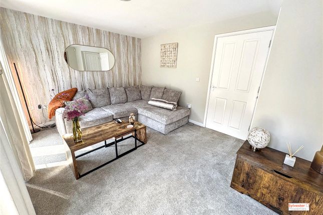 10, Cleveland Close, Consett photo 4