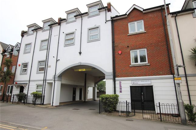 Flat to rent in Platinum Apartments, 32 Silver Street, Reading, Berkshire