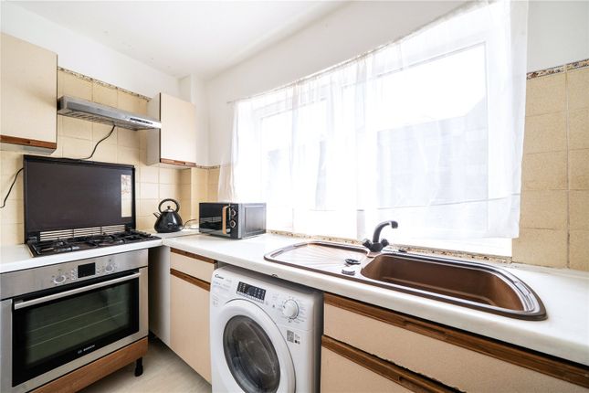 3, Gurnard Close, West Drayton photo 4