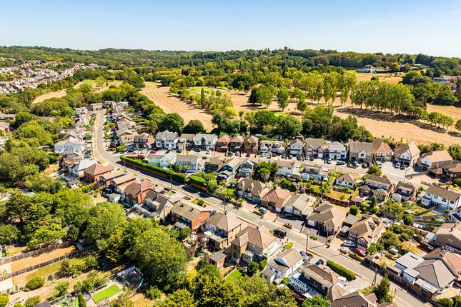 45, Crescent Road, Benfleet photo 4