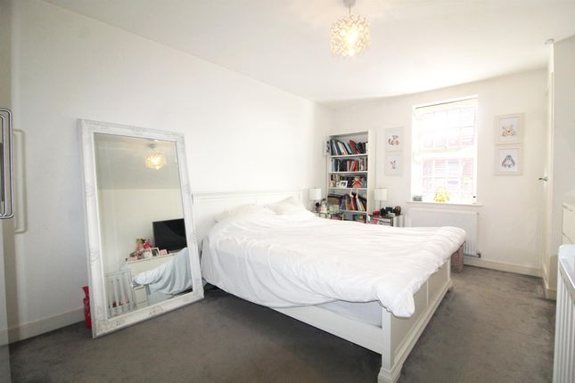 Flat 10, 15 Collison Avenue, Barnet photo 4