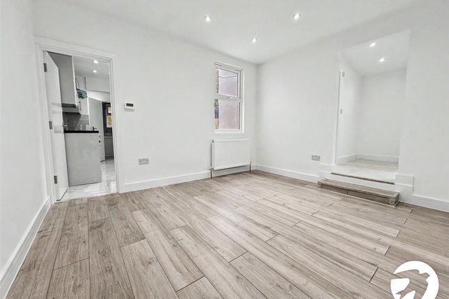 11, Buller Road, Kent photo 2