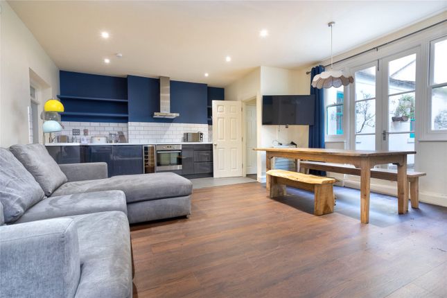 Flat for sale in Brunswick Square, Hove, East Sussex
