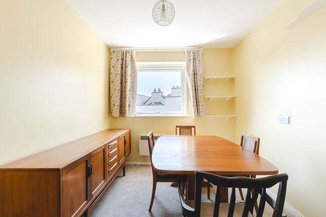 5 Marshfield Park, Bristol photo 4