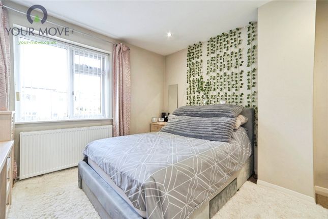 11, Exley Avenue, West Yorkshire photo 4