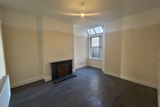 226, Barton Lane, Manchester photo 3