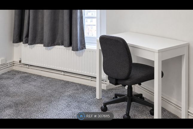 Flat, Angus House New Park Road, London photo 2