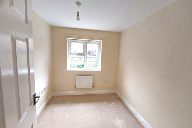 77, Montgomery Drive, Rugby photo 4