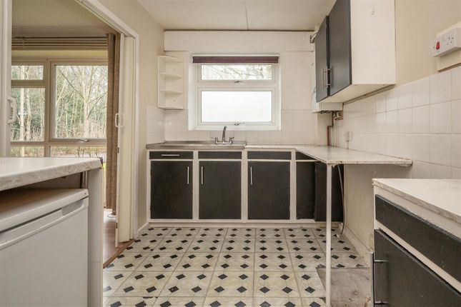 Flat 10, Becketts Court, Canterbury Way, Brentwood photo 3