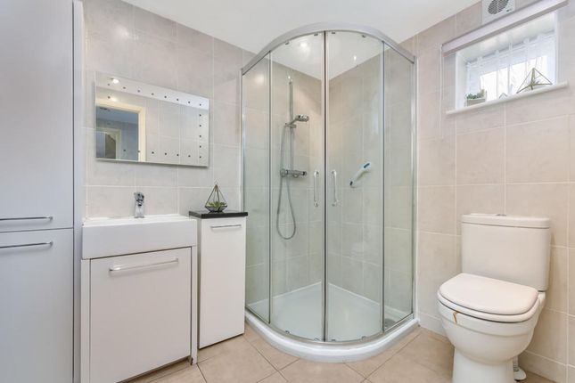 45 Reedham Crescent, Rochester photo 4