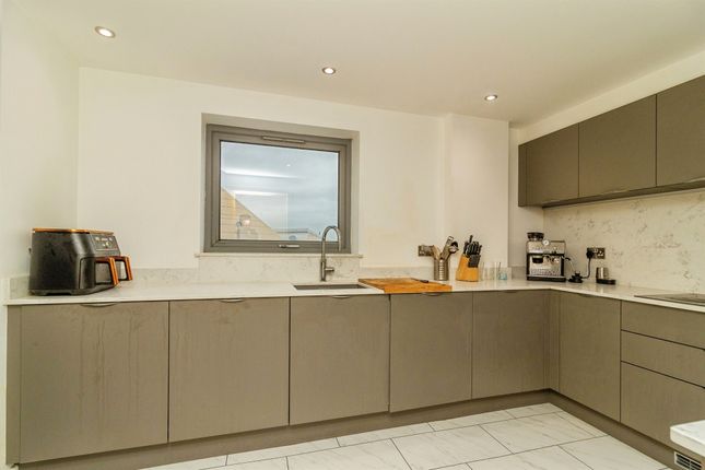 82, Staverton Grove, MILTON KEYNES photo 4