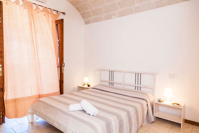 Detached house for sale in Via Roma, Monopoli, Bari, Puglia, Italy