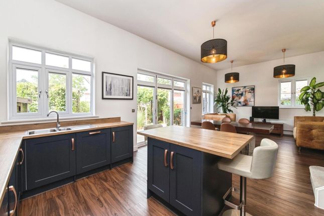 4, Longlands Way, Devon photo 3