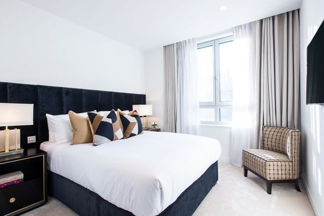Flat 27, London photo 3