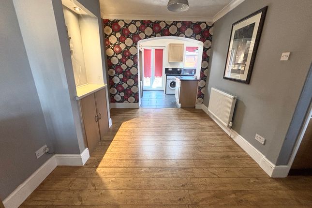 Borrowfield Road, Derby photo 3
