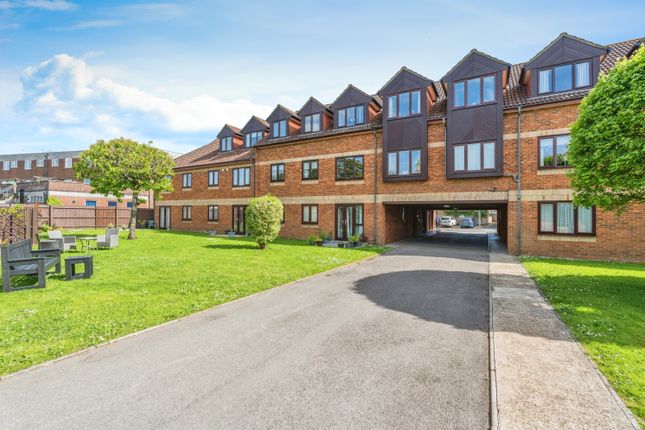 Flat for sale in Water Lane, Totton, Southampton, Hampshire