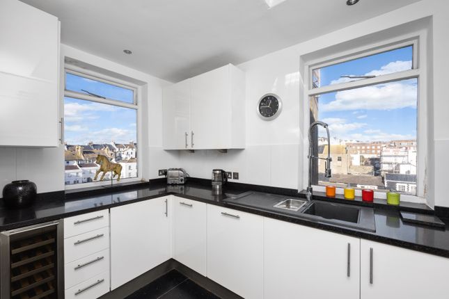 Flat for sale in Chichester Terrace, Brighton