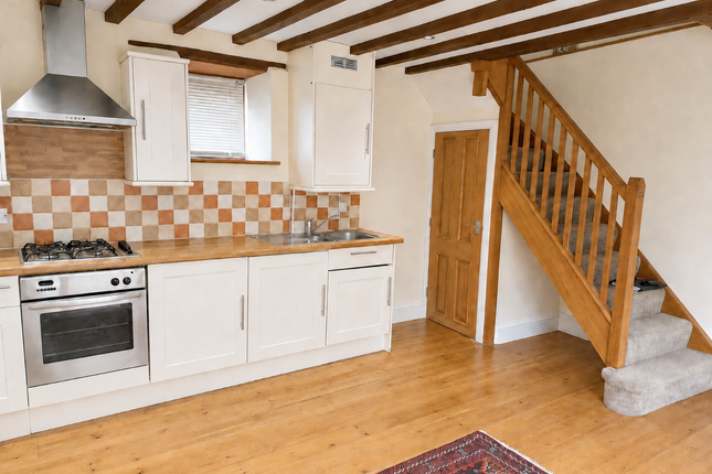 5 Whites Yard,, Fore Street, Somerset photo 3