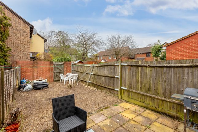Terraced house for sale in Connaught Gardens, Morden
