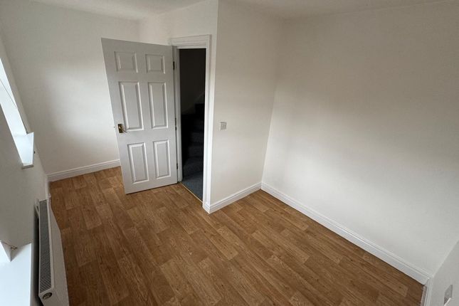 129 Reeves Way, Doncaster photo 3