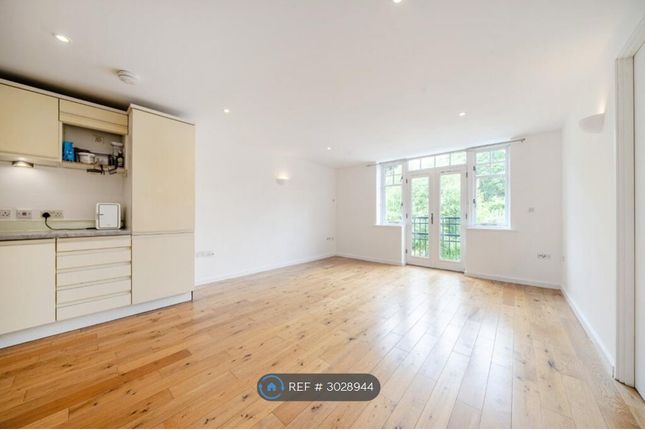 Fusion Court, Kingston Vale, London photo 4