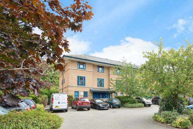 Flat for sale in North Row, Milton Keynes, Buckinghamshire