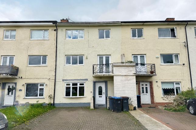 Town house for sale in Baliol Green, Newton Aycliffe