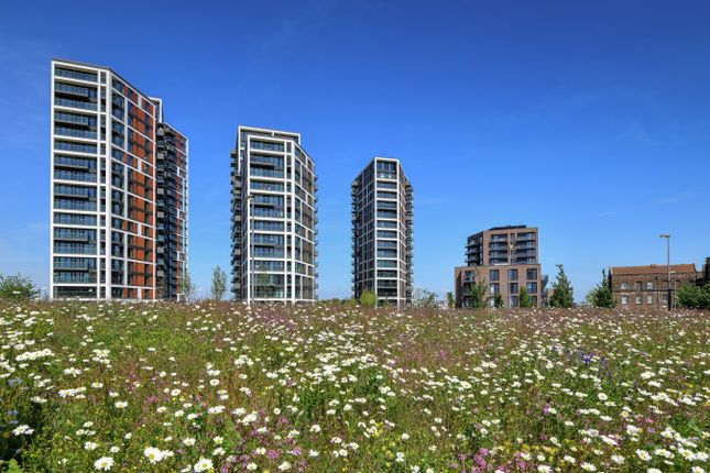 Flat for sale in Royal Arsenal Riverside, Woolwich