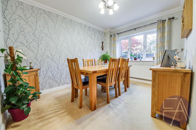 51, Westerdale Drive, Southport photo 4