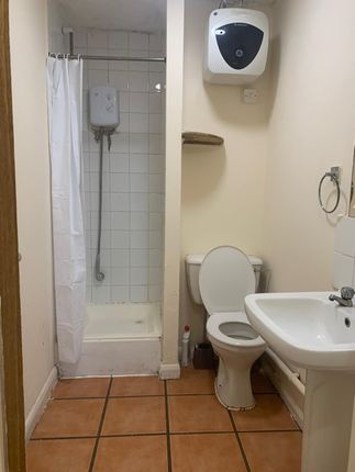 Flat 5, 59-61 Guildford Street, Luton photo 4