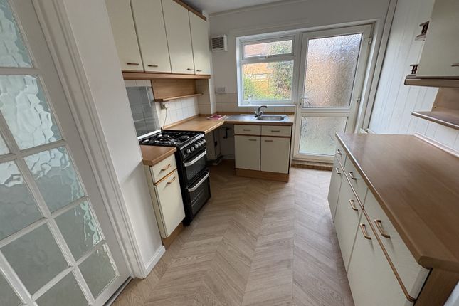 6 Wexford Avenue, Hull photo 2